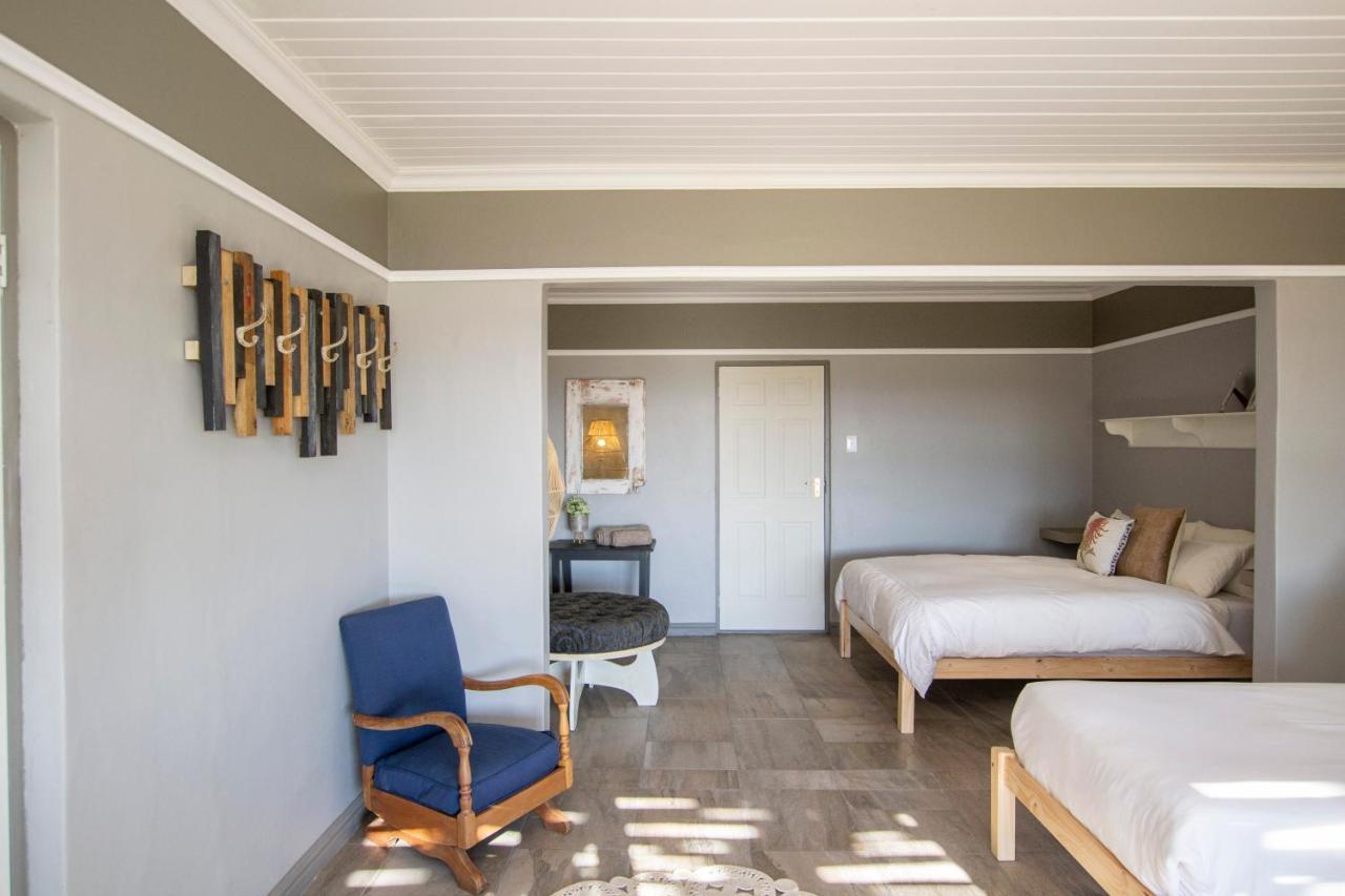 Desert Wind Private Guest And Game Farm Монтегю Экстерьер фото