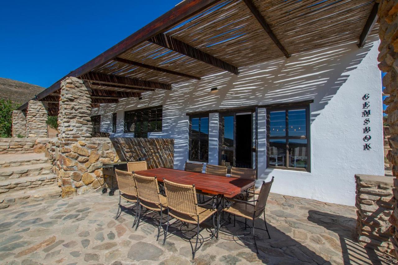 Desert Wind Private Guest And Game Farm Монтегю Экстерьер фото