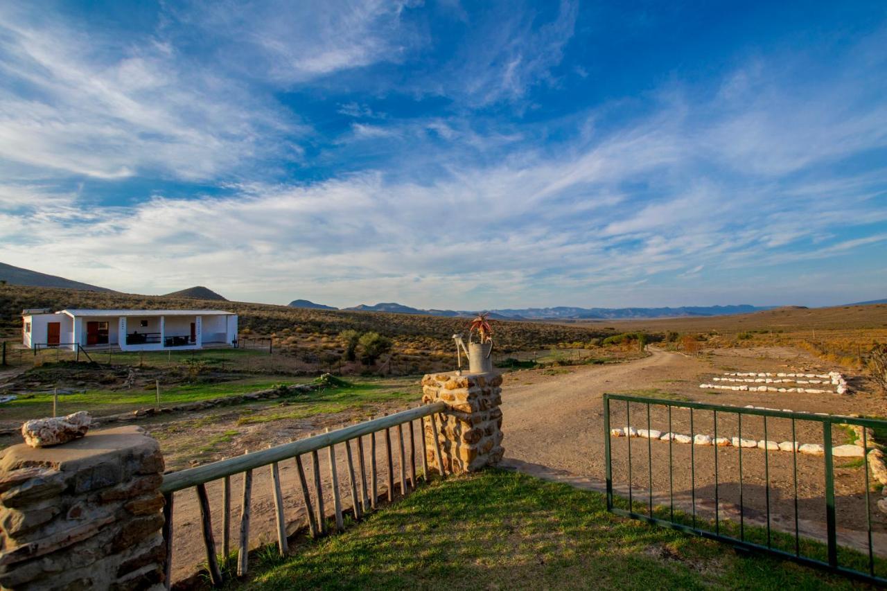 Desert Wind Private Guest And Game Farm Монтегю Экстерьер фото