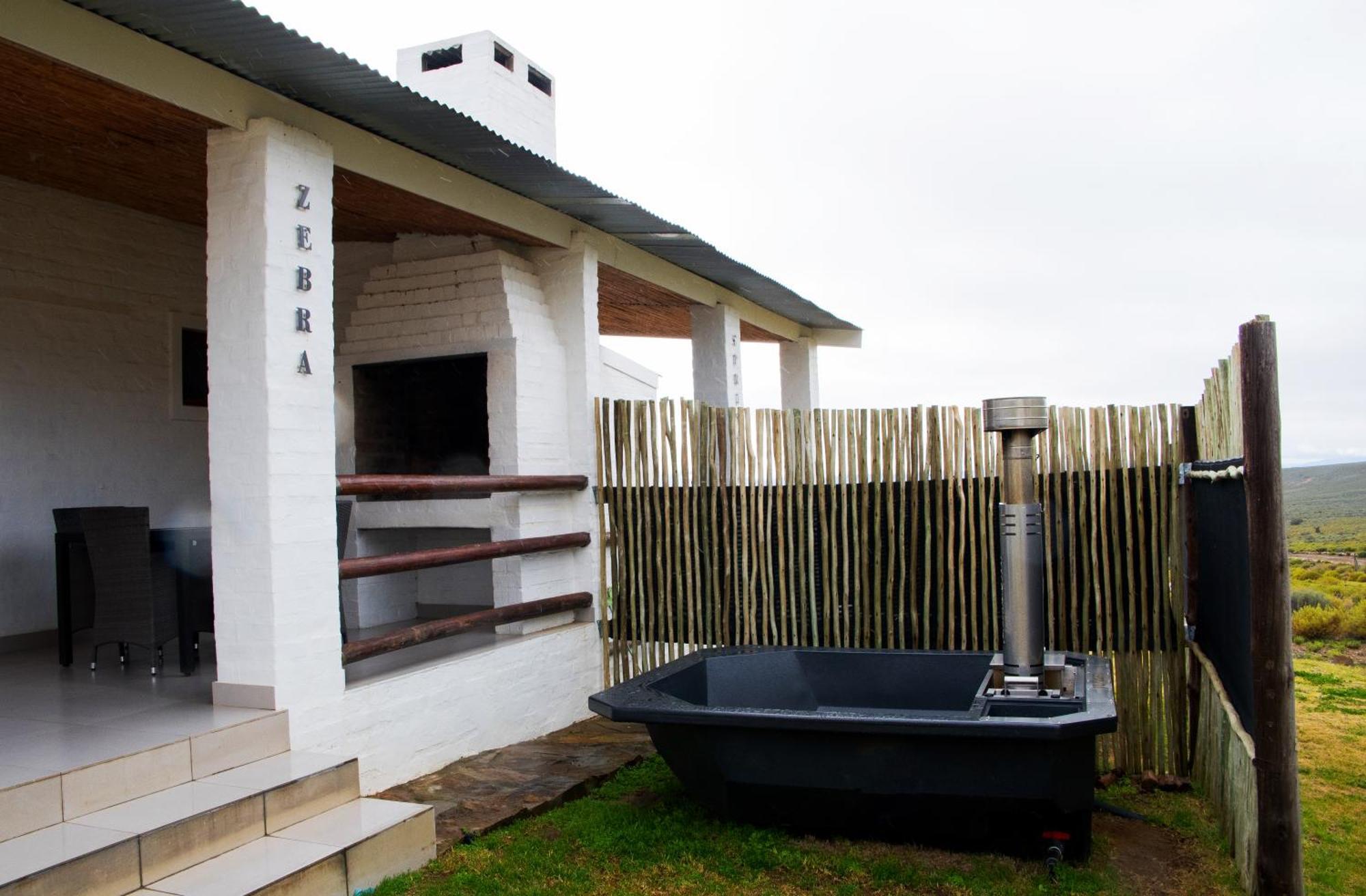 Desert Wind Private Guest And Game Farm Монтегю Экстерьер фото