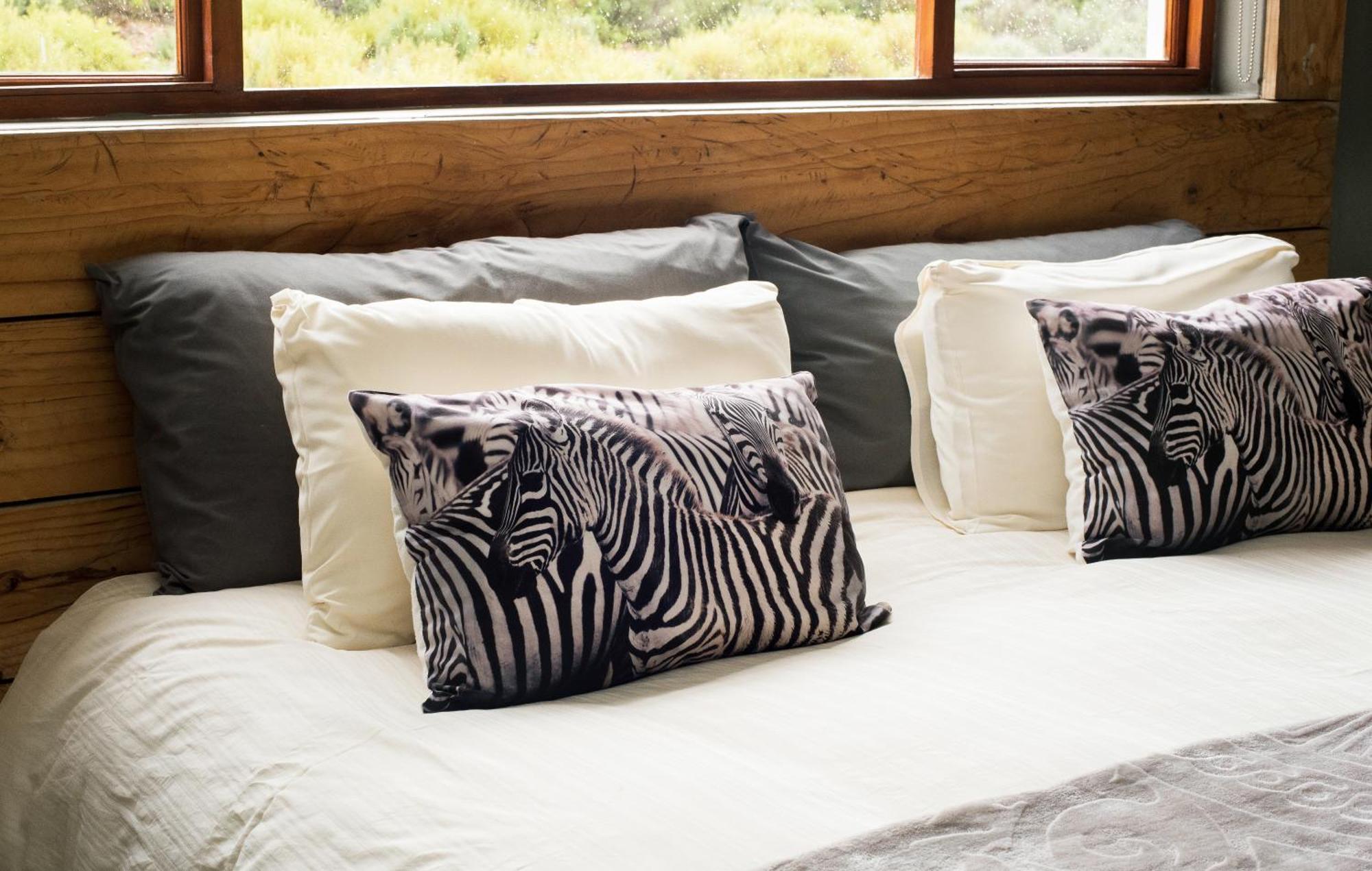 Desert Wind Private Guest And Game Farm Монтегю Экстерьер фото